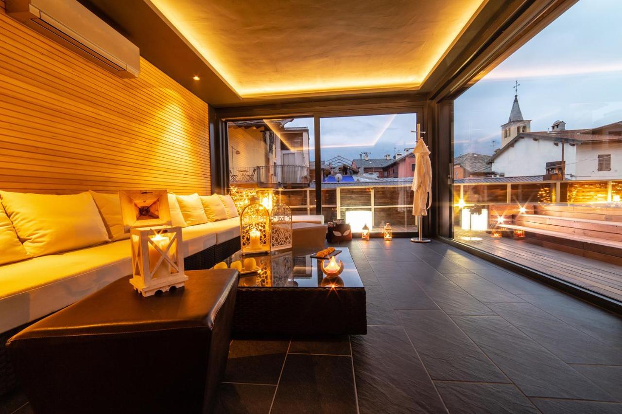 Hb Aosta Hotel & Balcony Spa Bagian luar foto
