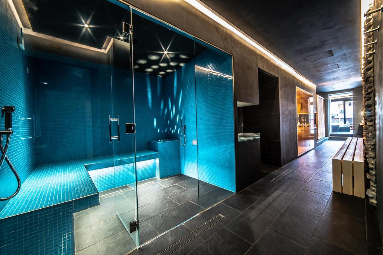 Hb Aosta Hotel & Balcony Spa Bagian luar foto
