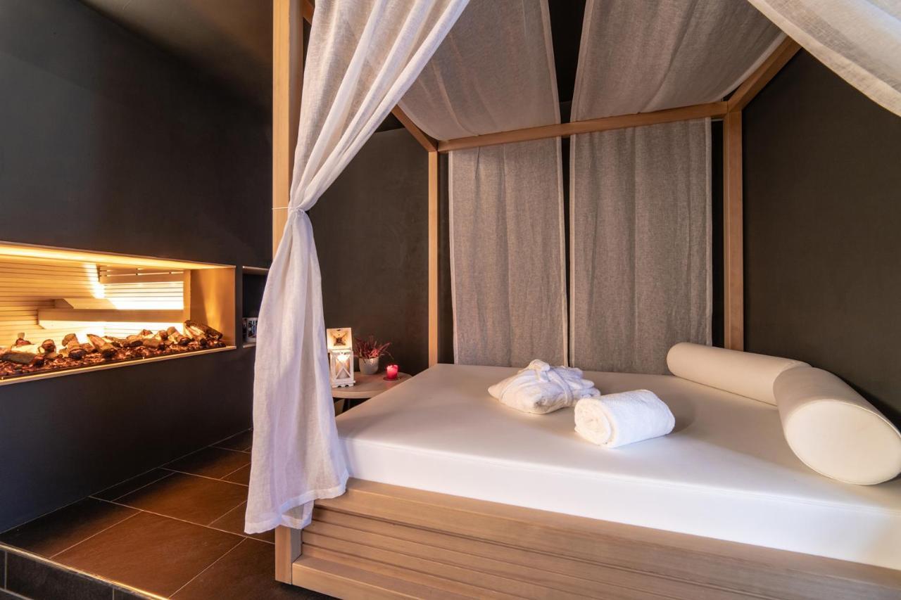 Hb Aosta Hotel & Balcony Spa Bagian luar foto