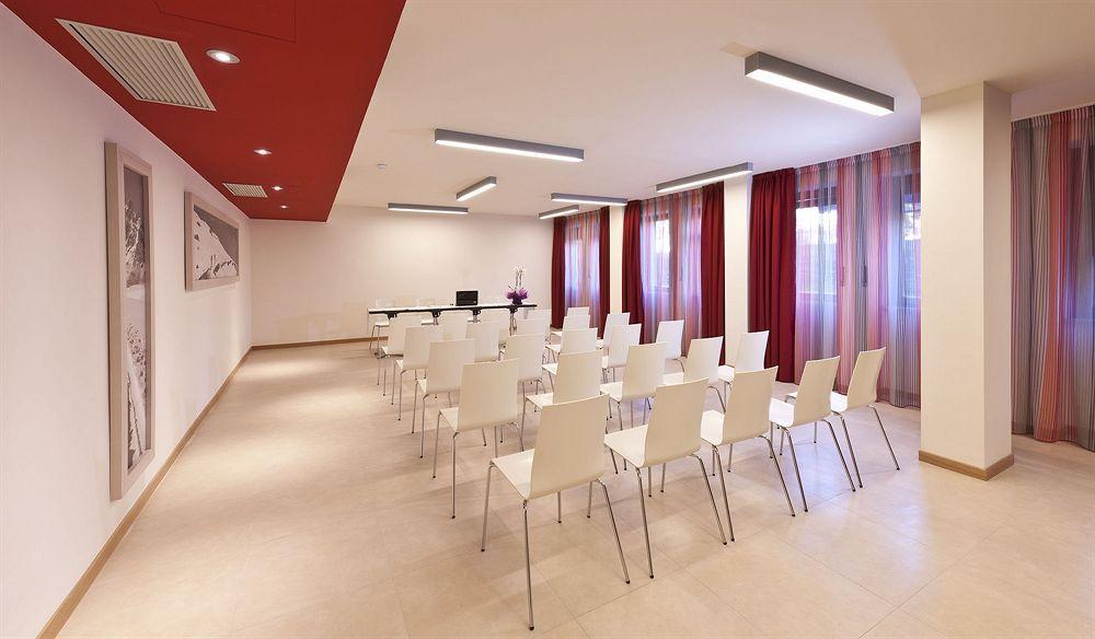 Hb Aosta Hotel & Balcony Spa Bagian luar foto