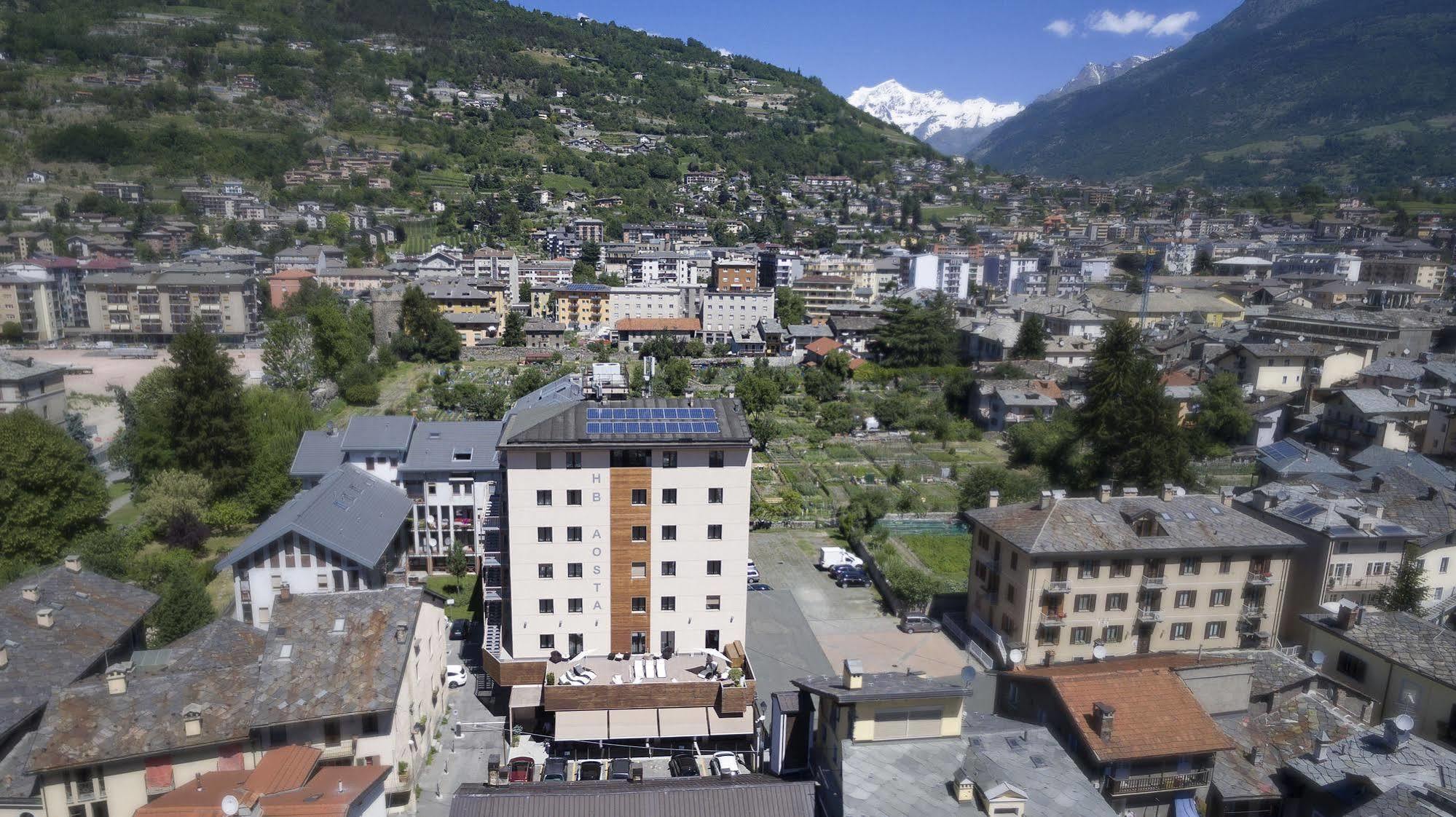 Hb Aosta Hotel & Balcony Spa Bagian luar foto