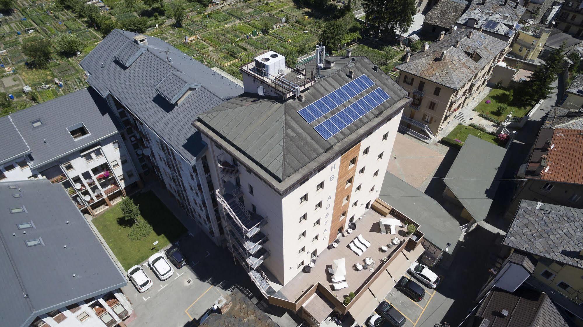 Hb Aosta Hotel & Balcony Spa Bagian luar foto