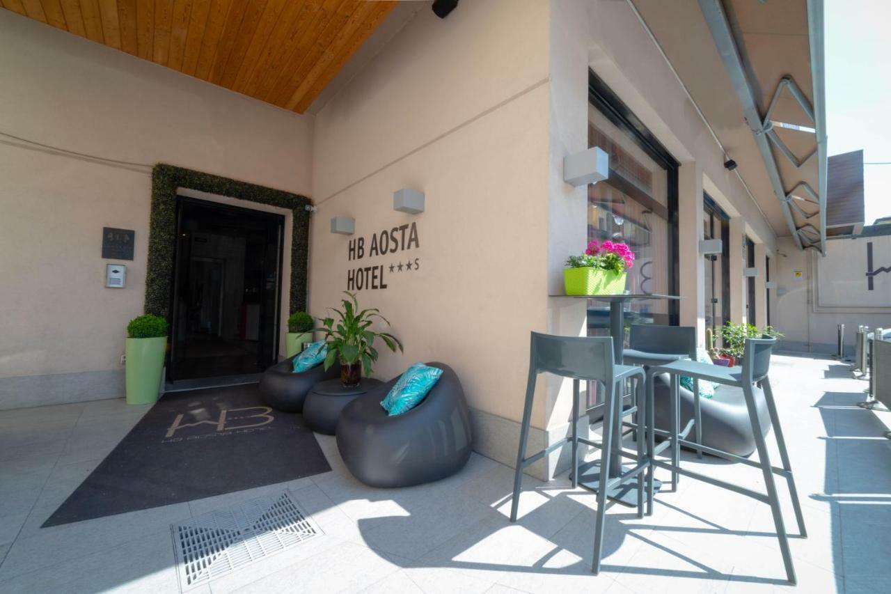 Hb Aosta Hotel & Balcony Spa Bagian luar foto