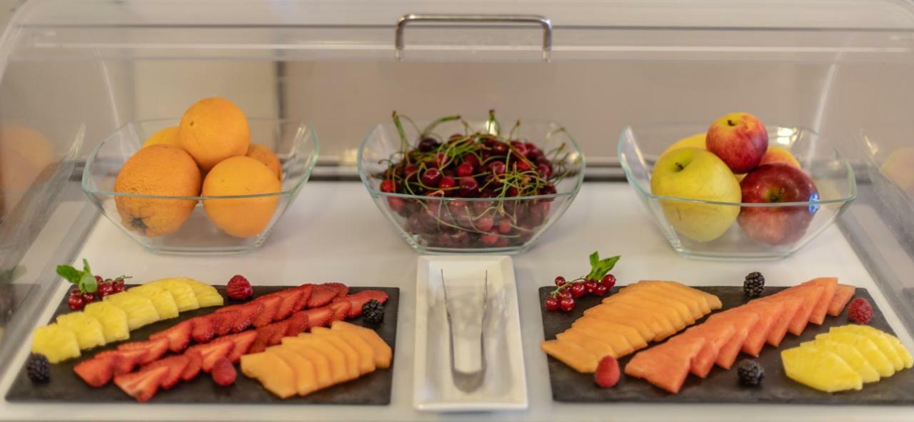Hb Aosta Hotel & Balcony Spa Bagian luar foto